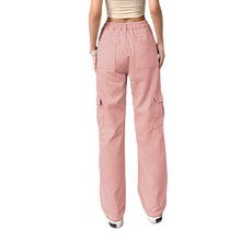 Load image into Gallery viewer, Ryan Straight Jeans with Pockets