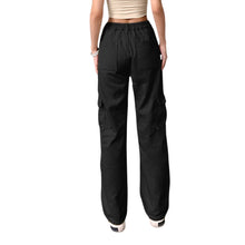 Load image into Gallery viewer, Ryan Straight Jeans with Pockets