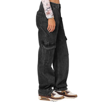 Load image into Gallery viewer, Ryan Straight Jeans with Pockets