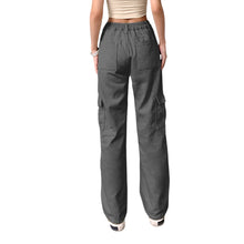 Load image into Gallery viewer, Ryan Straight Jeans with Pockets