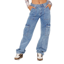 Load image into Gallery viewer, Ryan Straight Jeans with Pockets