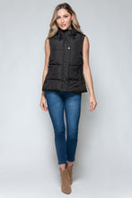 Load image into Gallery viewer, Hynira Snap and Zip Closure Hooded Vest