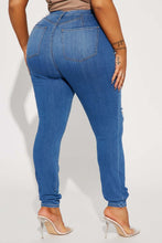 Load image into Gallery viewer, Sage Distressed Buttoned Jeans with Pockets
