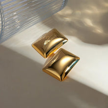 Load image into Gallery viewer, 156ceccf-f94c-48fb-8b7d-506b3e8939f2-Max
