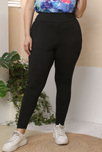 Load image into Gallery viewer, Loven Plus Size Skinny Pants
