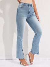 Load image into Gallery viewer, Valerie Slit Buttoned Jeans with Pockets
