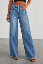 Load image into Gallery viewer, Tyra Raw Hem Wide Leg Jeans with Pockets
