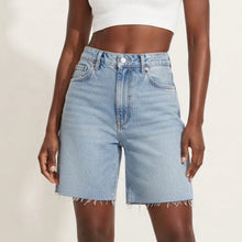 Load image into Gallery viewer, Hypevia Frayed Hem Denim Shorts
