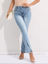 Load image into Gallery viewer, Valerie Slit Buttoned Jeans with Pockets
